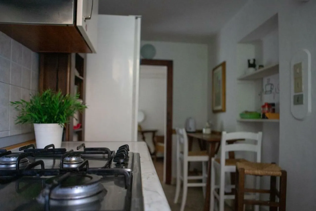 Casa Kirti Bed & Breakfast Marghera 0*,  Italy